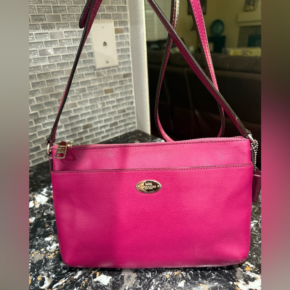 COACH 2015 Pop Crossgrain East/West Crossbody Pink F52881